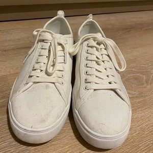 Brooks Brothers sneakers